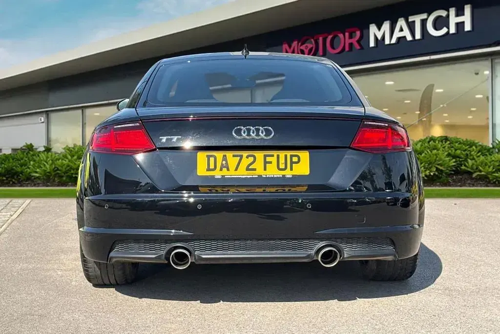 Begagnad Audi TT Sport 245 HK (180 kW) 2022 Svart Sportkupé