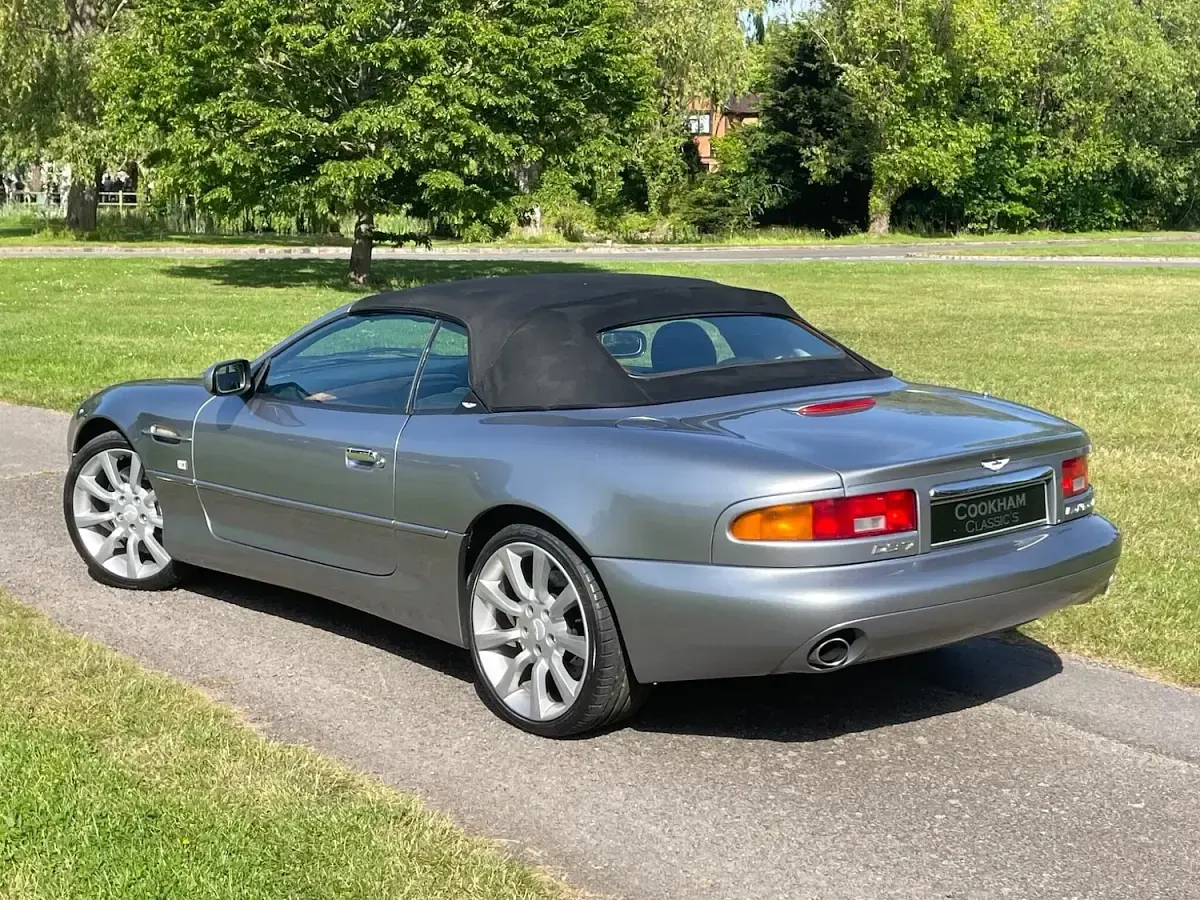 Used Aston Martin DB7 420 HP (308 kW) 2002 Silver Cabriolet