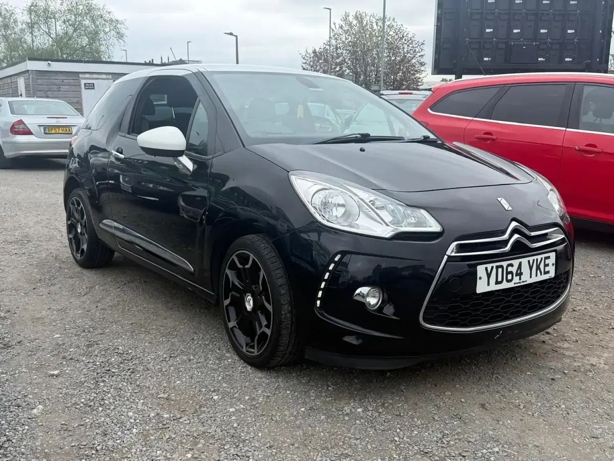 Usado Citroën DS3 2014 Preto Citadino