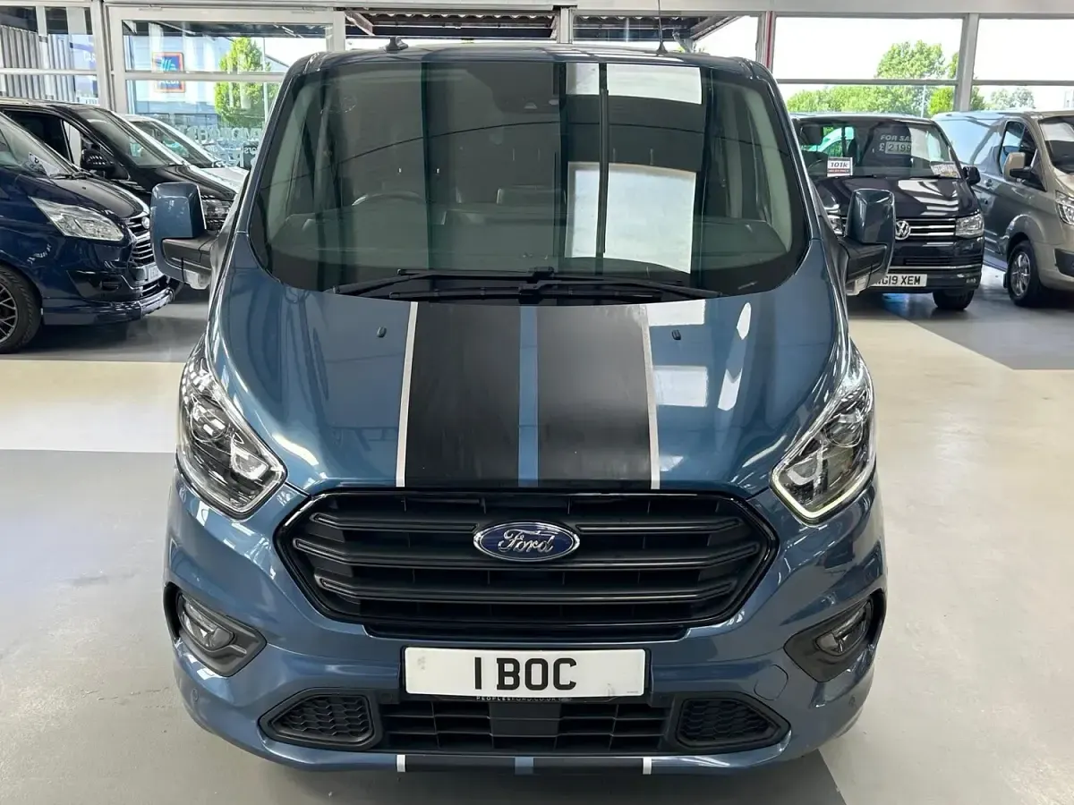 Used Ford Transit Custom Sport 185 HP (136 kW) 2020 Blue Van