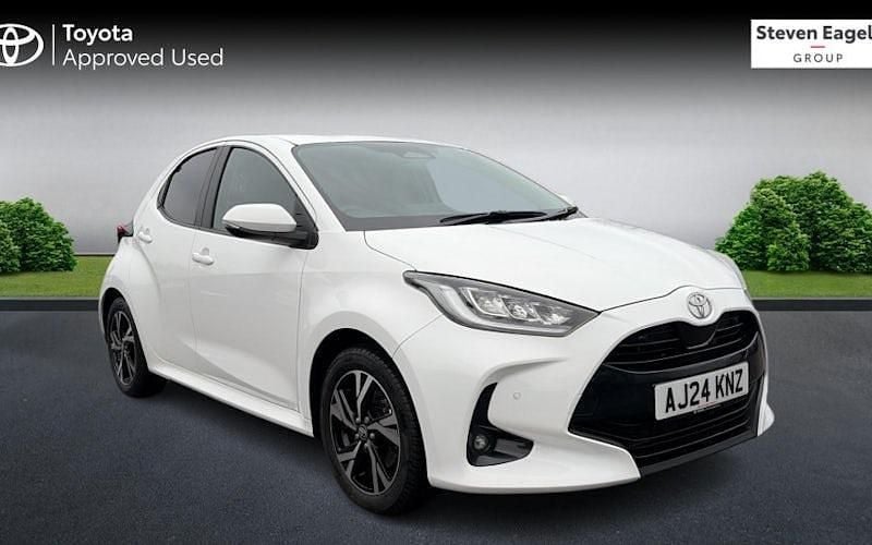 Used Toyota Yaris Hybrid Design 116 HP (85 kW) 2025 Hatchback