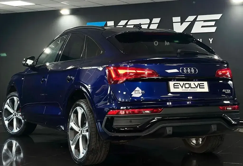 Used Audi Q5 Sportback Comfort 204 HP (150 kW) 2022 Blue SUV