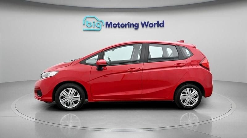 Used Honda Jazz S 102 HP (75 kW) 2019 Red Hatchback