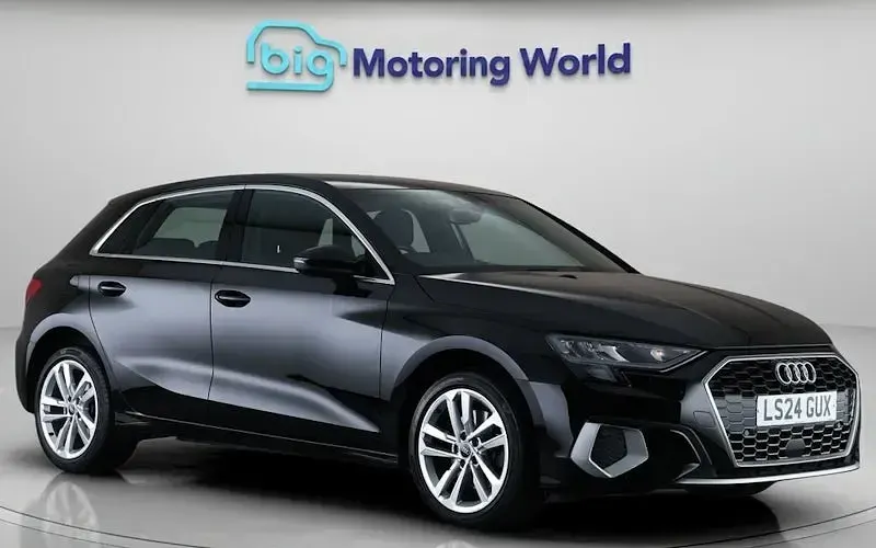 Used Audi A3 Sportback e-tron Sport 204 HP (150 kW) 2024 Hatchback