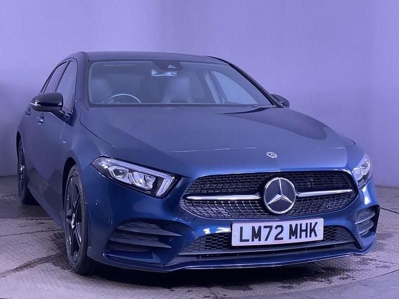 Used Mercedes A180 Executive 136 HP (100 kW) 2022 Blue Hatchback