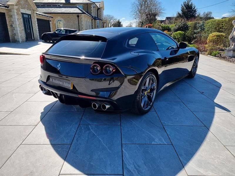 Used Ferrari GTC4Lusso 610 HP (448 kW) 2018 Black Estate