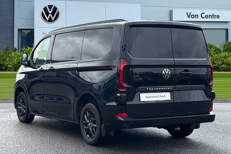 Usado VW Transporter Pro 110 HP (80 kW) 2025 Preto Van