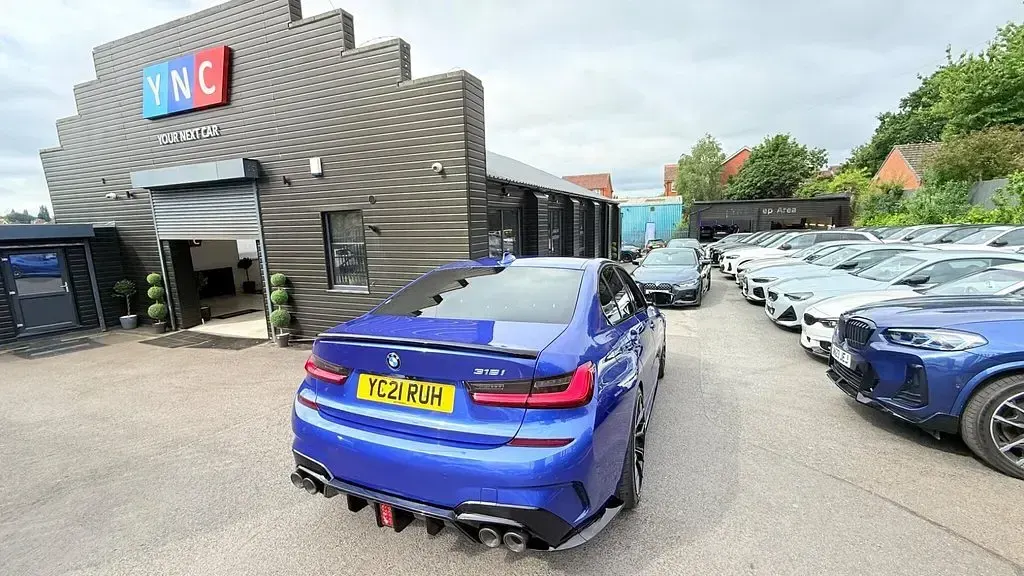 Used BMW 318 M Sport 2021 Blue Sedan
