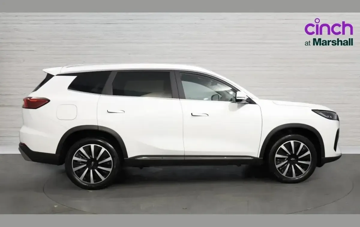 Used Chery Tiggo 8 200 HP (147 kW) 2025 White SUV