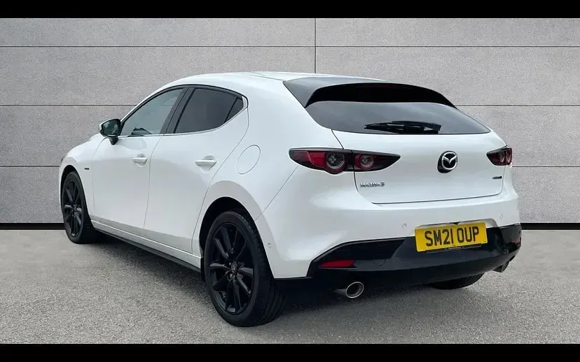 Used Mazda 3 Edition 178 HP (130 kW) 2021 White Hatchback
