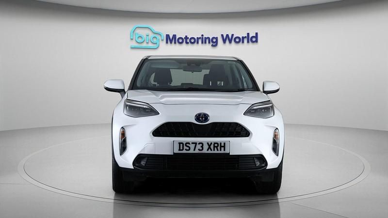 Used Toyota Yaris Cross 2023 White SUV