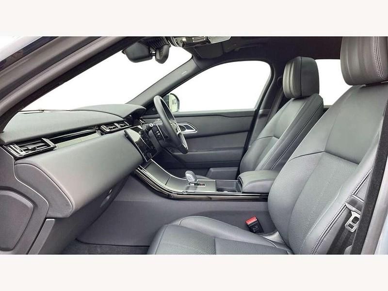 Used Land Rover Range Rover Velar HSE Dynamic 300 HP (220 kW) 2024 Grey SUV