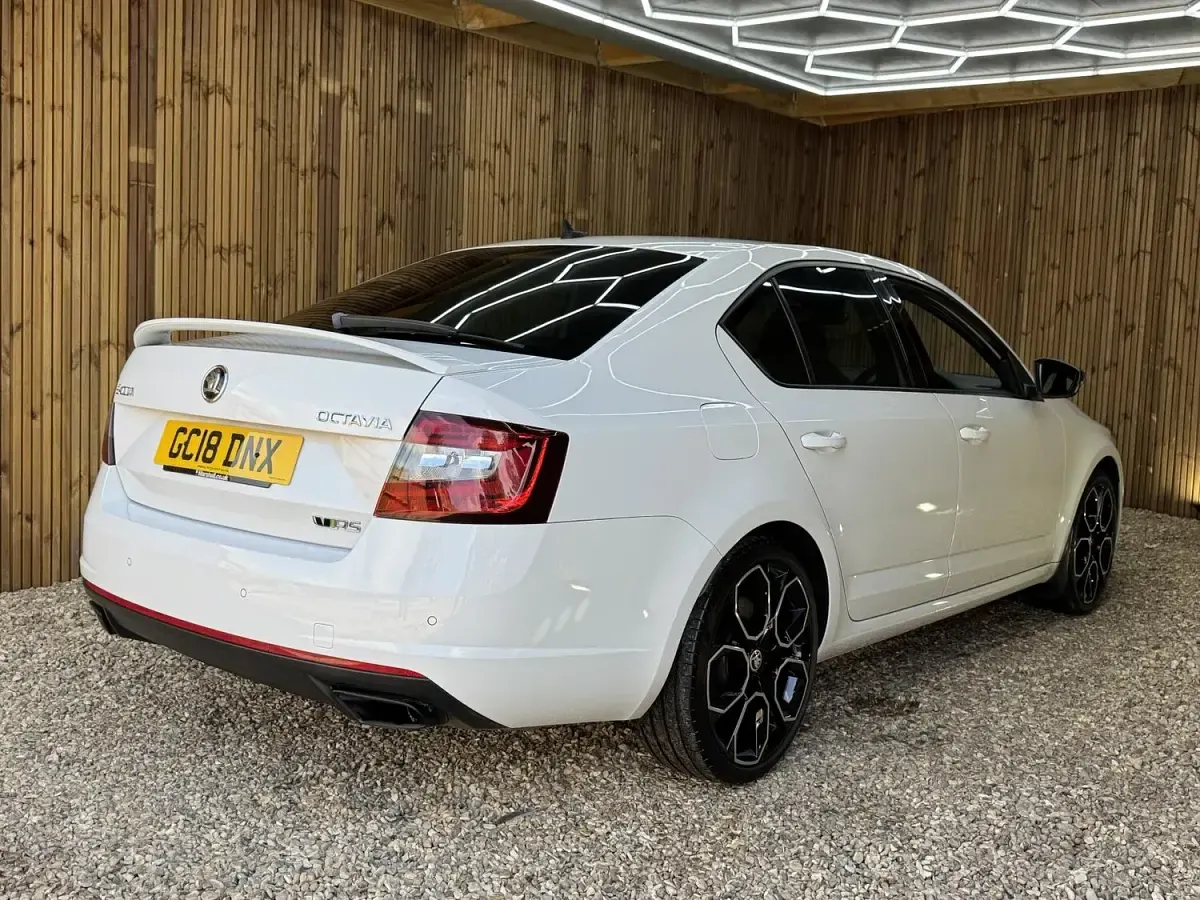 Used Skoda Octavia vRS 2018 White Hatchback