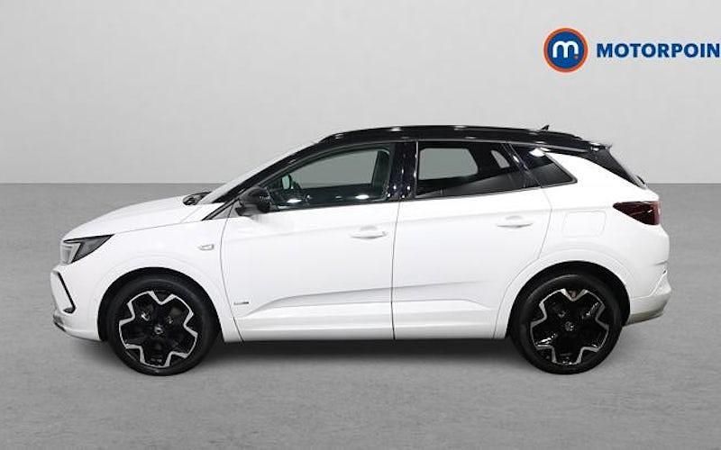 Used Vauxhall Grandland X Ultimate 224 HP (164 kW) 2023 White SUV