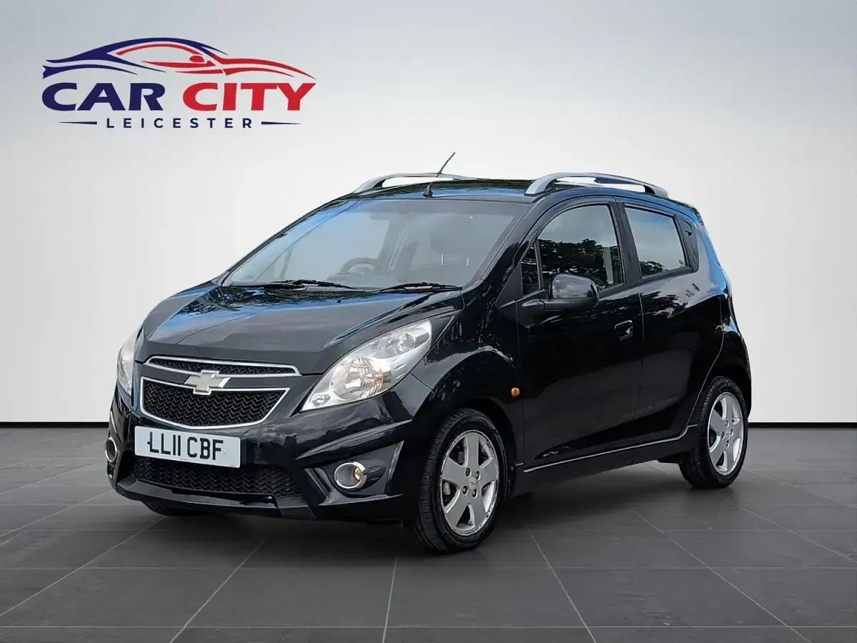 Used Chevrolet Spark LT 81 HP (59 kW) 2011 Black Hatchback