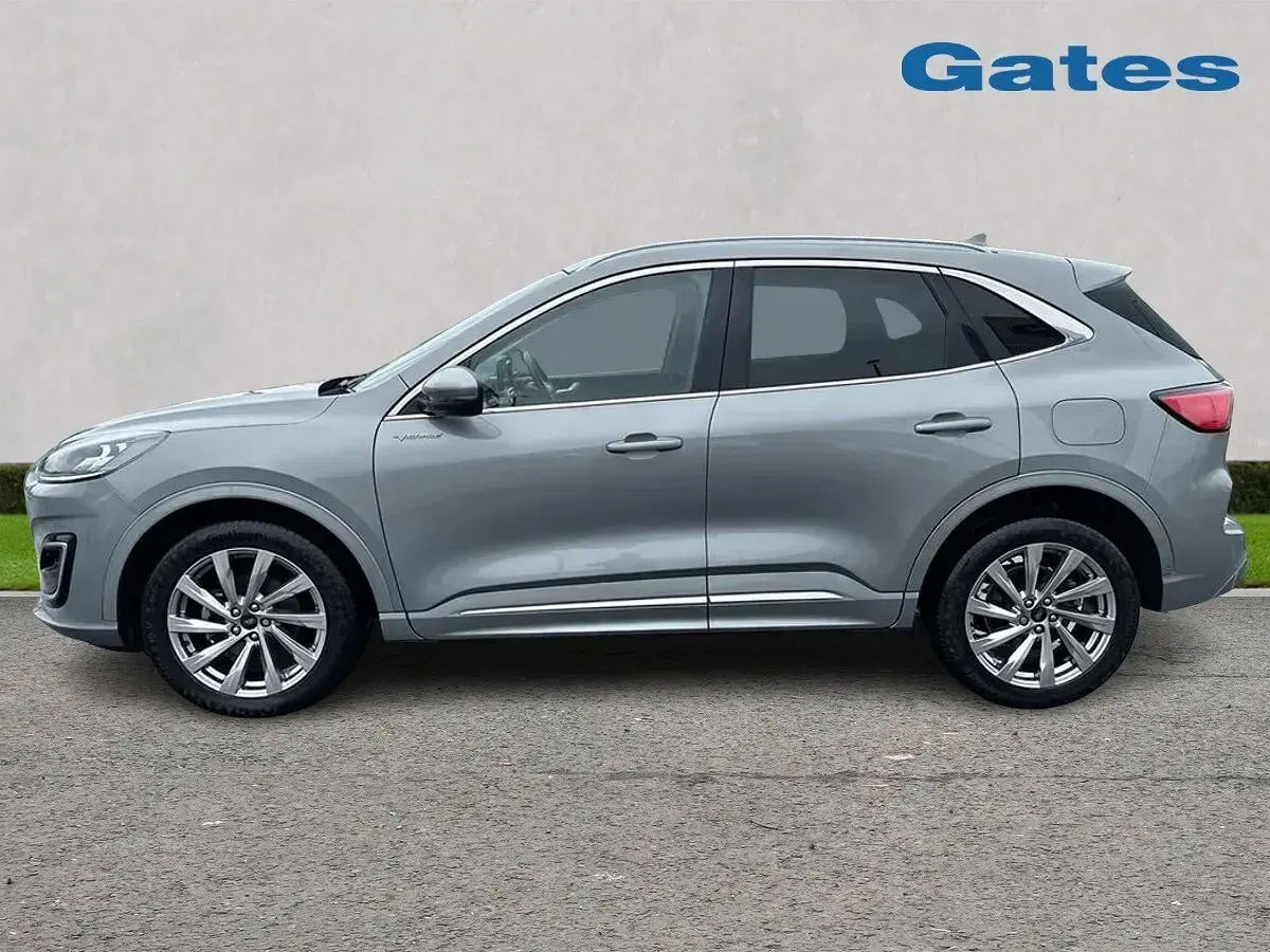 Used Ford Kuga Vignale 225 HP (165 kW) 2023 Silver SUV