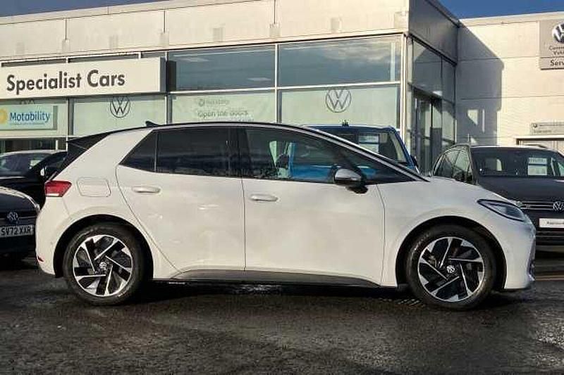 Used VW ID.3 Pro 150 kW (204 HP) 2025 White Hatchback