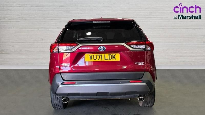 Used Toyota RAV4 Hybrid 222 HP (163 kW) 2021 Red SUV