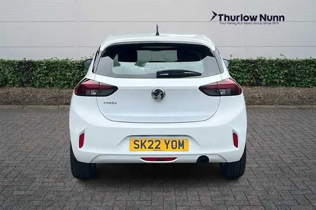 Used Vauxhall Corsa Edition 75 HP (55 kW) 2022 White Hatchback