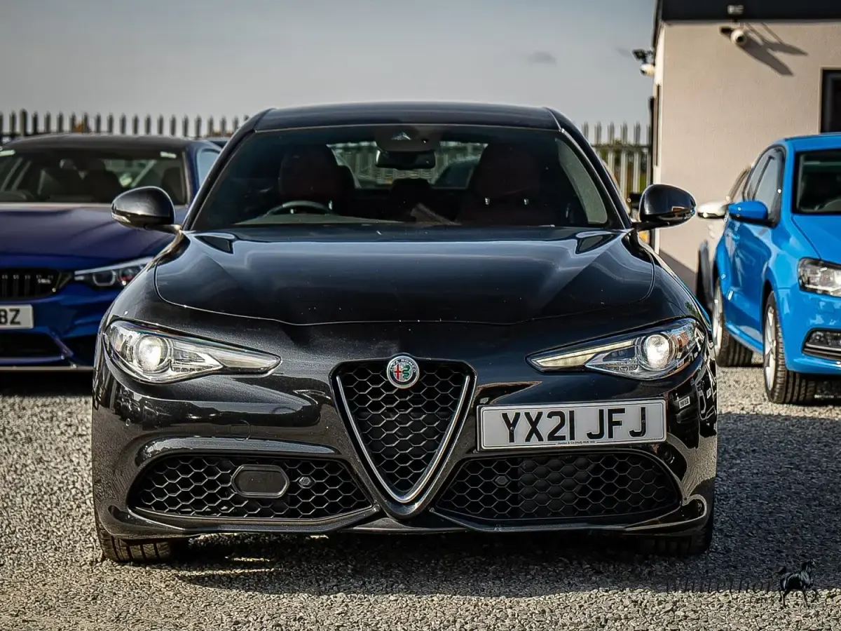 Used Alfa Romeo Giulia Edizione Speciale 190 HP (139 kW) 2021 Black Sedan
