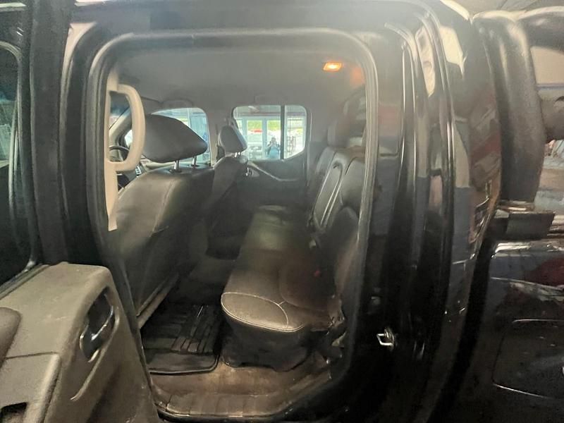 Used Nissan Navara Tekna 2012 Black Pickup