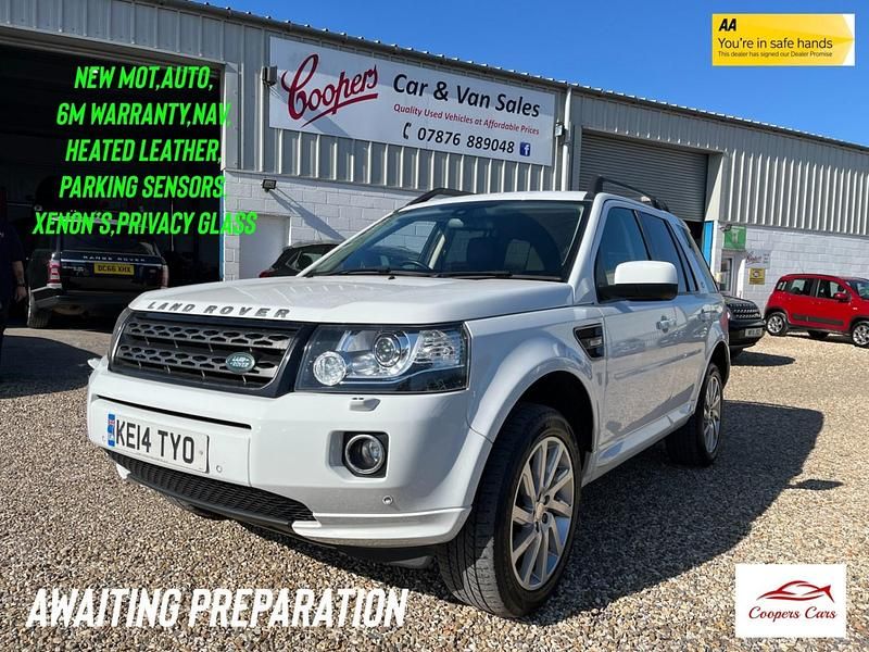 White Used 2014 Land Rover Freelander 2 SE SUV | £7,995 (Super price) - Image 1/1