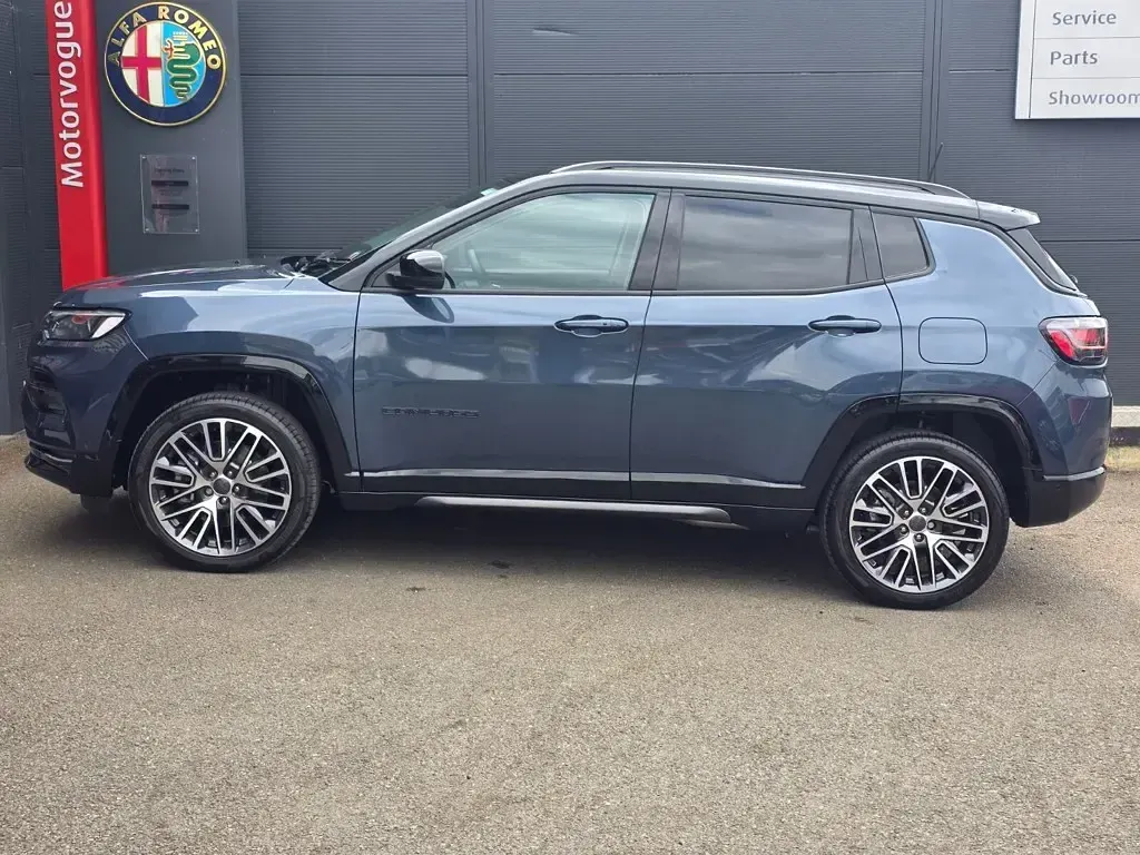 New Jeep Compass Summit 237 HP (174 kW) 2025 Blue/black SUV