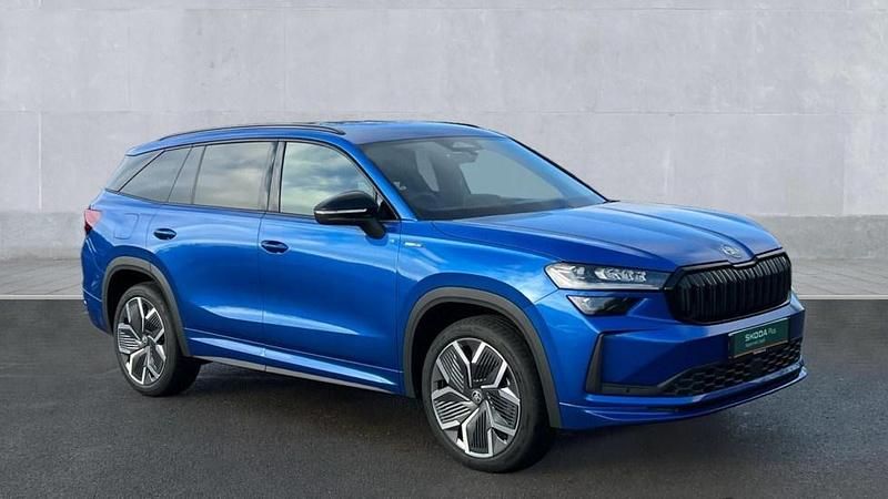 Blue Used 2024 Skoda Kodiaq SportLine SUV | £36,390 (Fair price) - Image 1/4