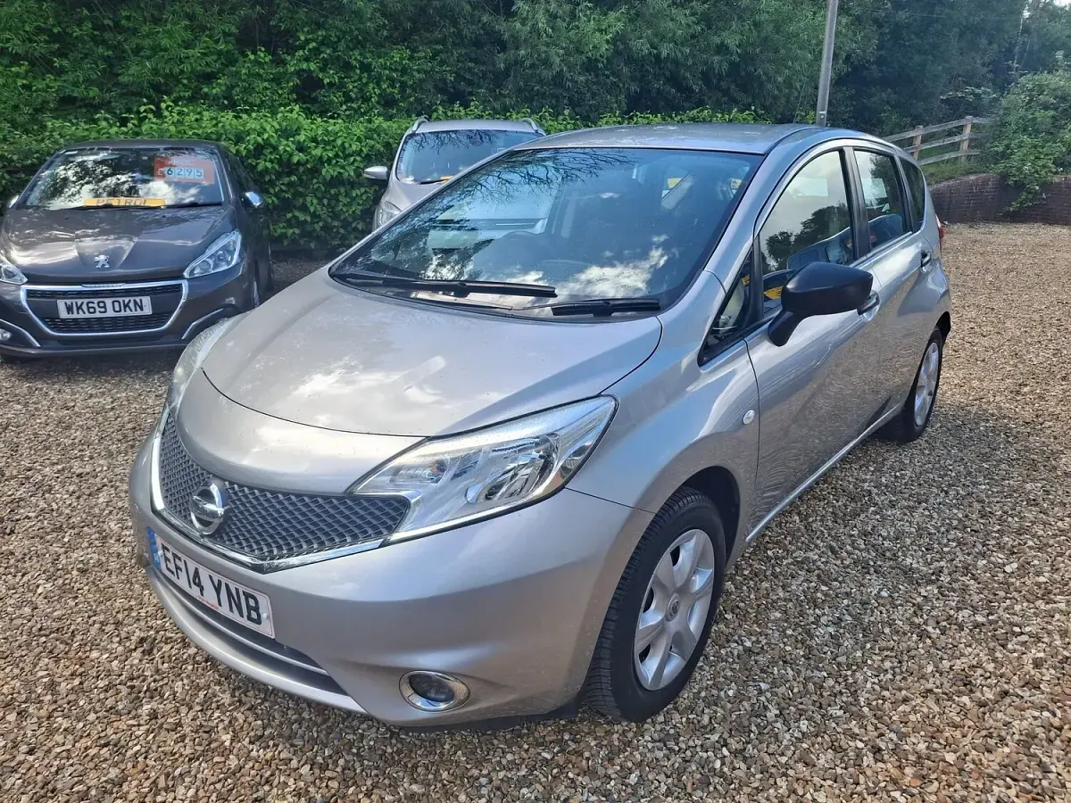 Used Nissan Note S 90 HP (66 kW) 2014 Silver Hatchback