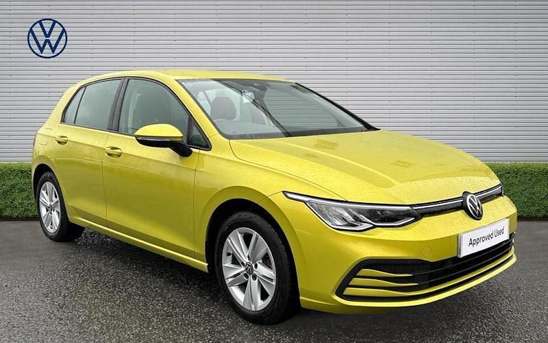 Used VW Golf VIII Life 150 HP (110 kW) 2022 Hatchback