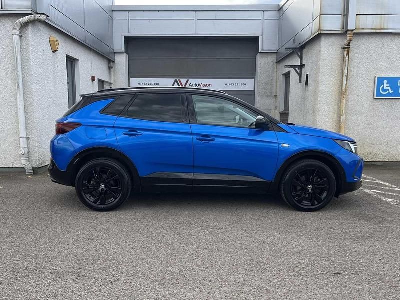 Used Vauxhall Grandland X GS Line 128 HP (94 kW) 2022 Blue SUV