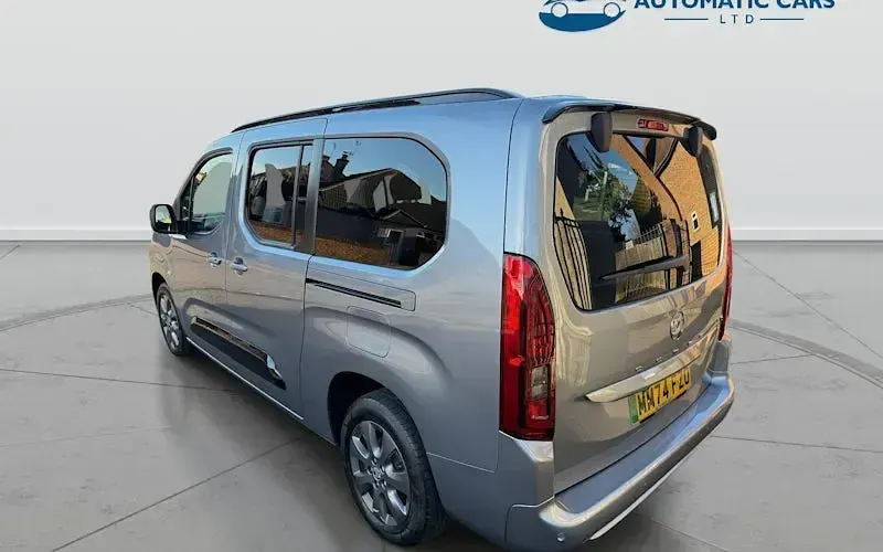 Used Vauxhall Combo Ultimate 100 kW (136 HP) 2026 MPV