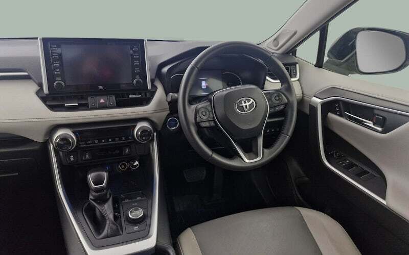 Used 2024 Toyota RAV4 Hybrid SUV | £24,694 (Super price) - Image 1/3