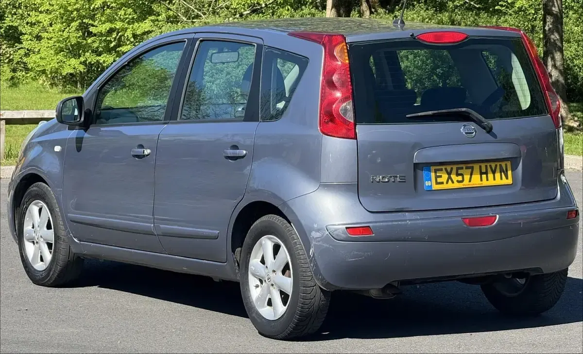 Used Nissan Note Acenta 110 HP (80 kW) 2007 Grey Hatchback