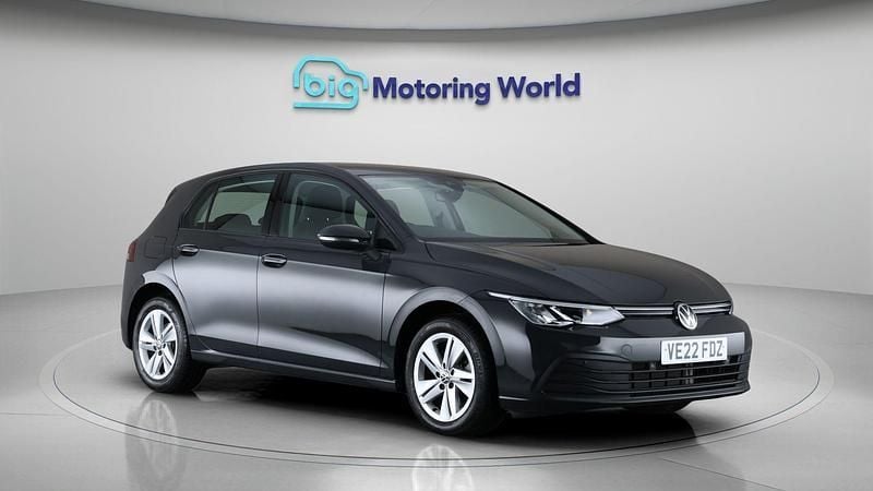 Used 2022 VW Golf VIII S | £15,300 (Super price) - Image 1/4