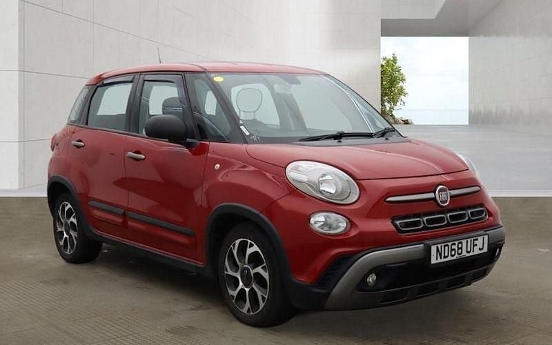 Begagnad Fiat 500L Cross 95 HK (69 kW) 2020 Minibuss