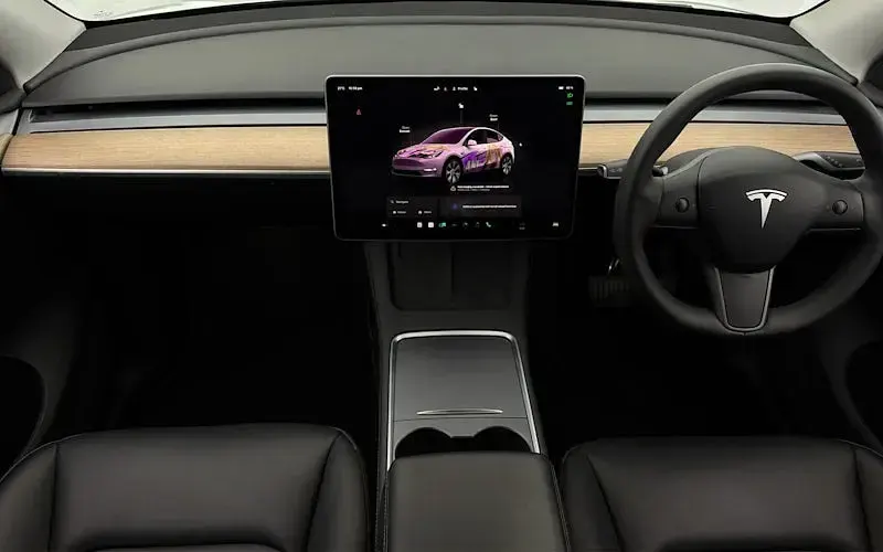Used Tesla Model Y Long Range AWD 378 kW (514 HP) 2022 Blue SUV