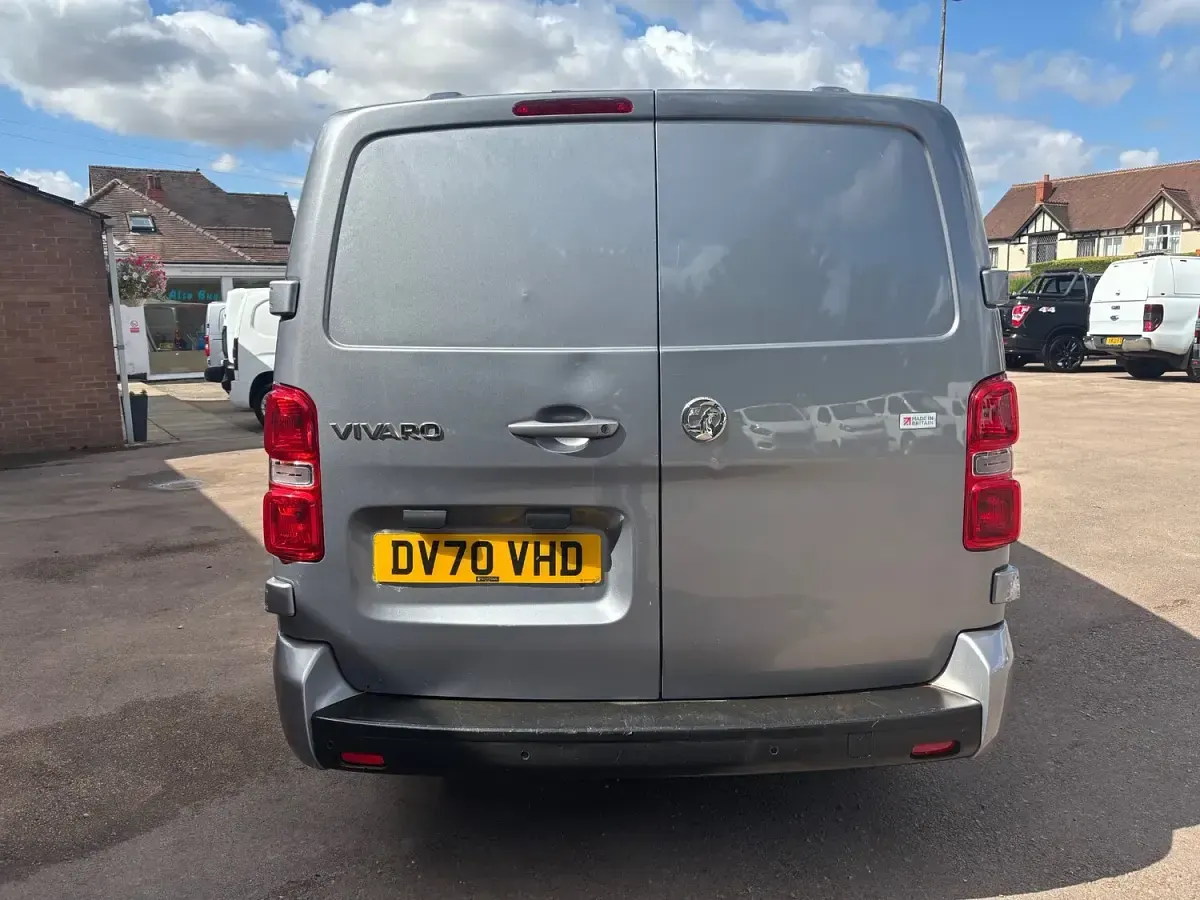 Used Vauxhall Vivaro Sportive 120 HP (88 kW) 2020 Grey MPV