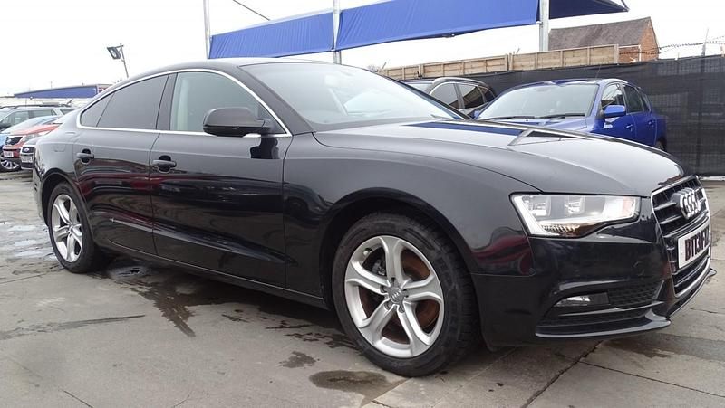 Begagnad Audi A5 Performance 2013 Svart Sportkupé