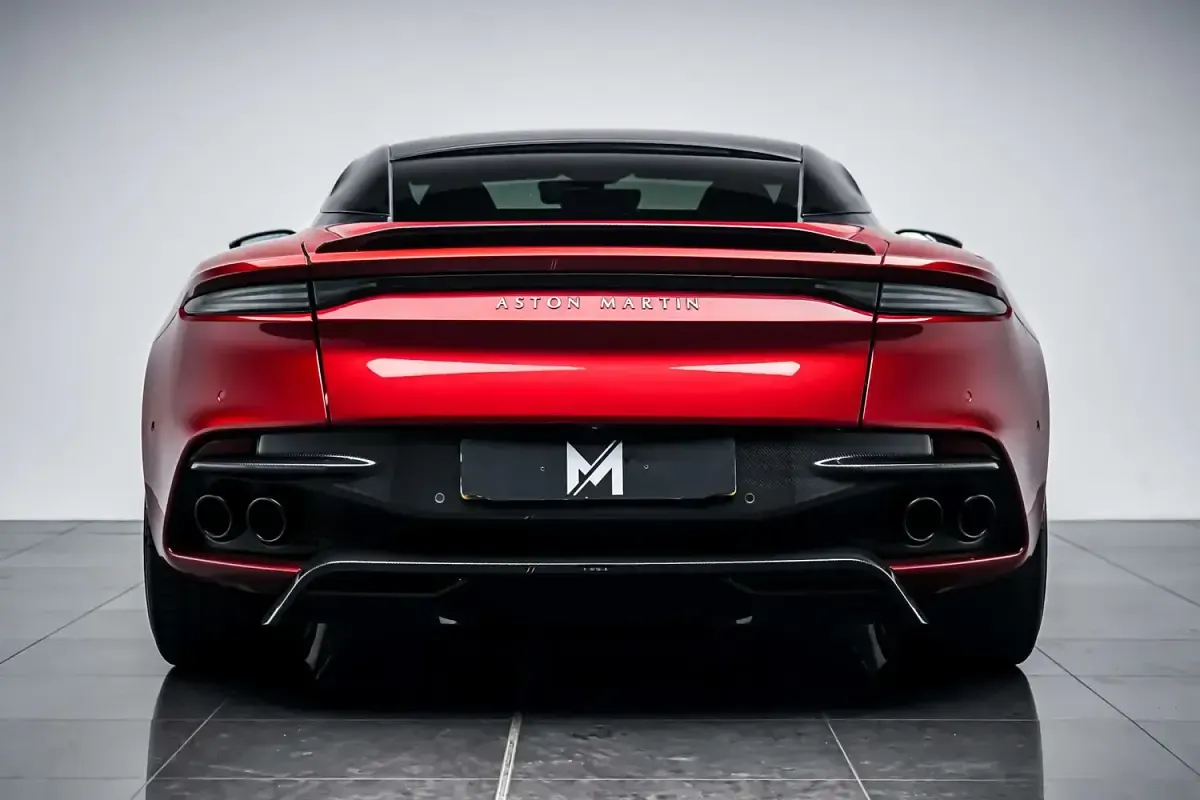 Used Aston Martin DBS 770 HP (566 kW) 2020 Red Coupe