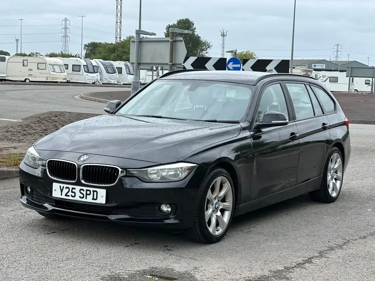 Used BMW 320 2012 Black Estate