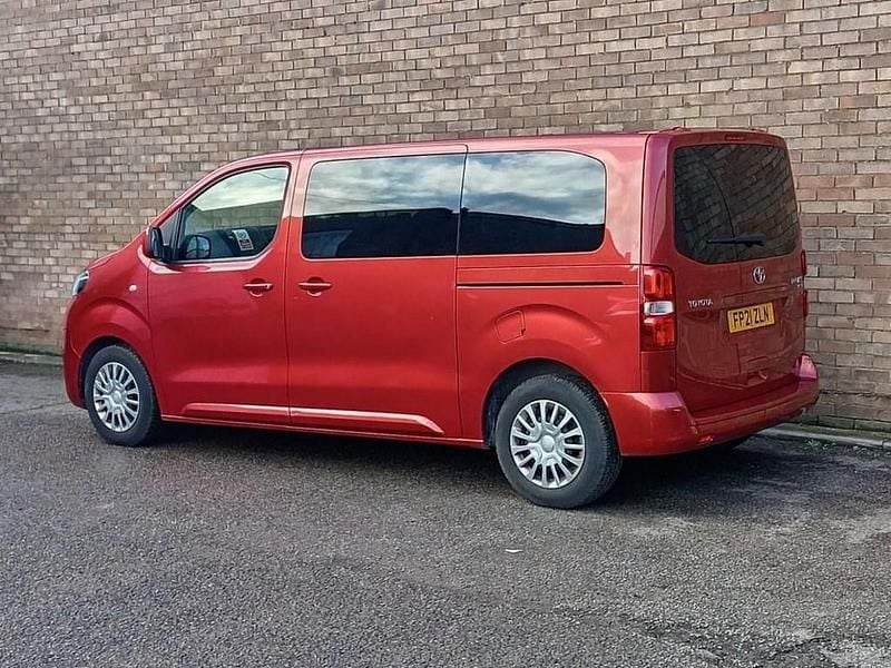 Used Toyota Proace Verso City 180 HP (132 kW) 2021 Orange MPV