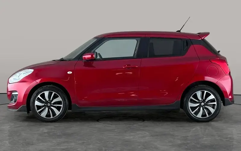 Used Suzuki Swift 90 HP (66 kW) 2019 Red Hatchback