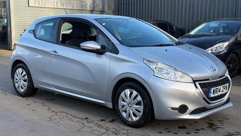 Used Peugeot 208 Access 2014 Silver Hatchback