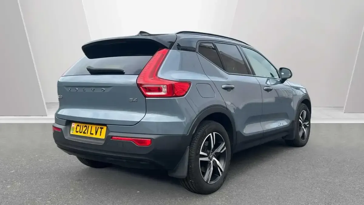 Used Volvo XC40 R-Design 194 HP (142 kW) 2021 Grey SUV