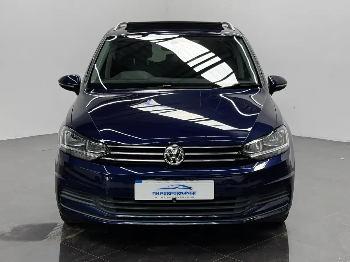 Used VW Touran Family 115 HP (84 kW) 2017 Blue MPV