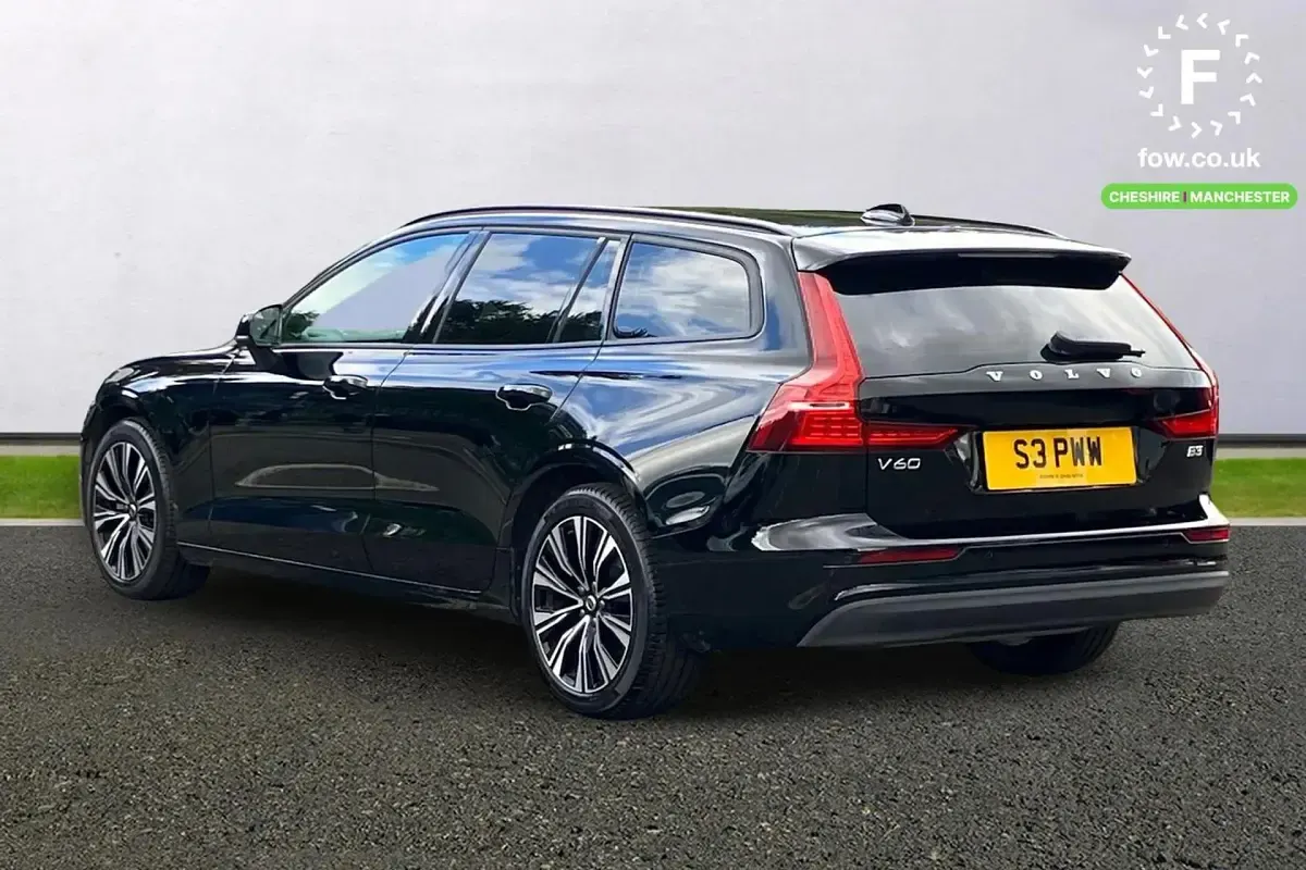 Used Volvo V60 Core 2023 Black Estate