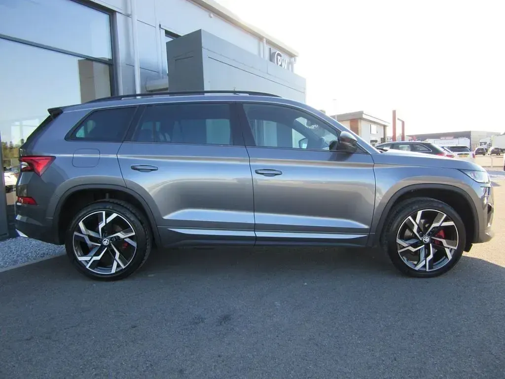 Used Skoda Kodiaq vRS 245 HP (180 kW) 2023 Grey SUV