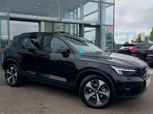 New Volvo XC40 Plus 161 HP (118 kW) 2026 SUV