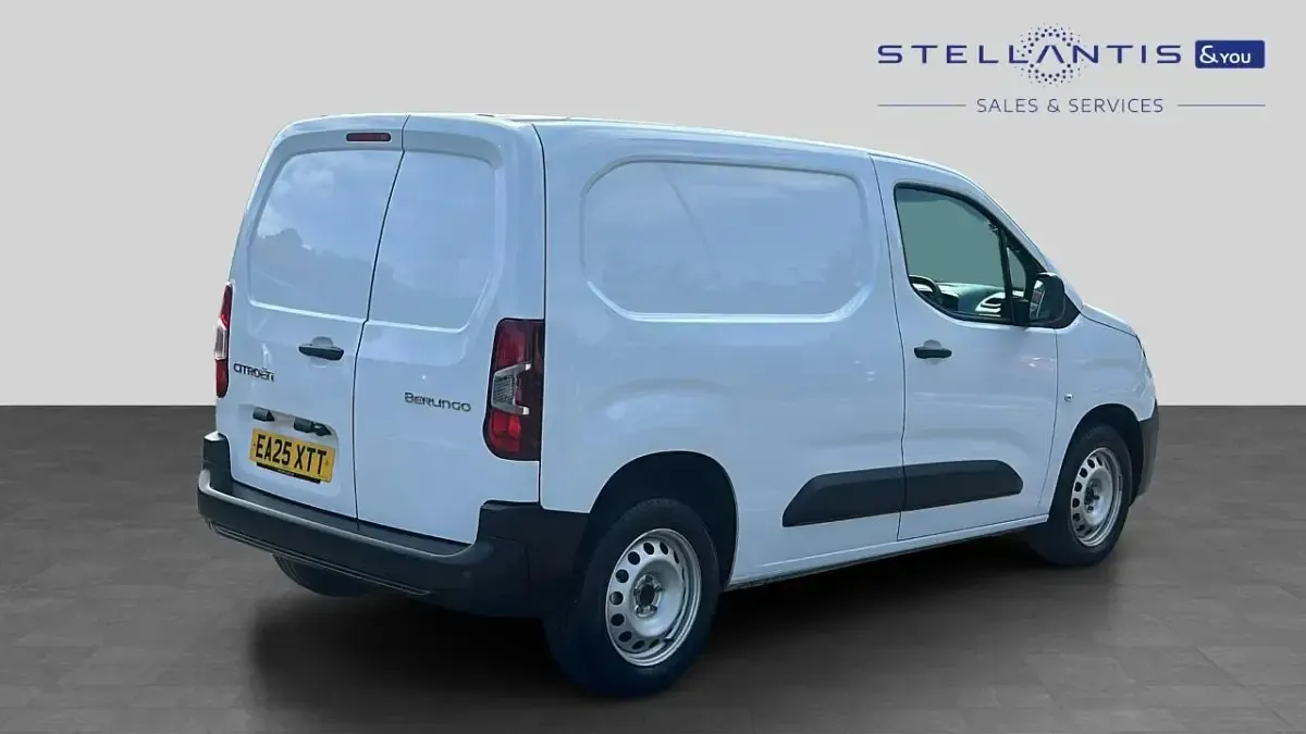 Used Citroën Berlingo 101 HP (74 kW) 2025 White MPV